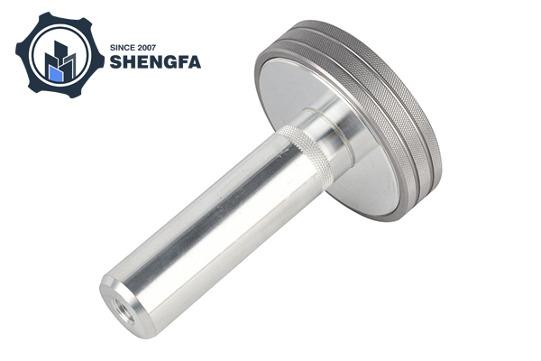 Каковы основные преимущества ковки и литья соответственно?